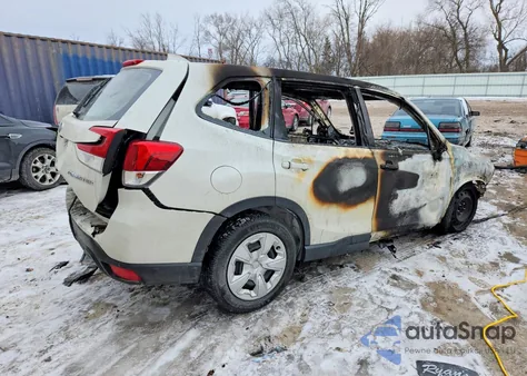 2020 Subaru Forester z USA, uszkodzony, nr VIN JF2SKAAC1LH501956